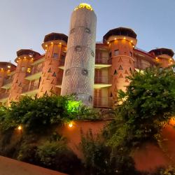 facade hotel zingana vue de nuit